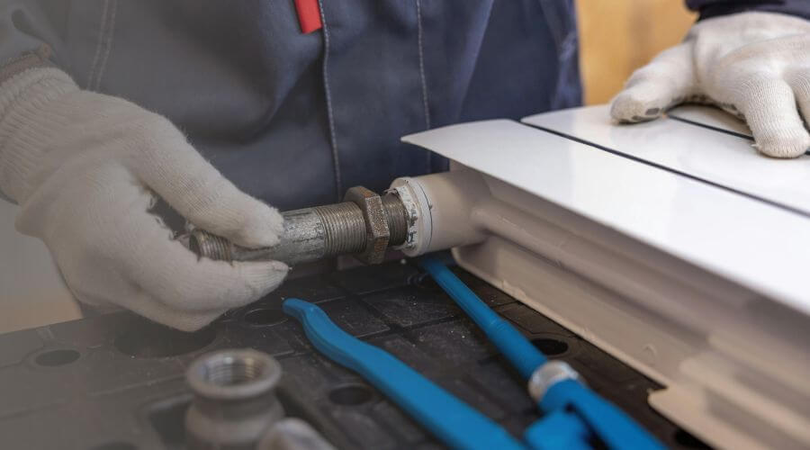 Professional water heater repair services in London Mills, IL